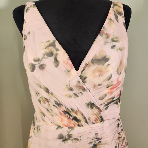 MAC DUGGAL NWT Rose Floral Asymmetrical Ruffled Gown, Size 10 - Picture 8 of 16